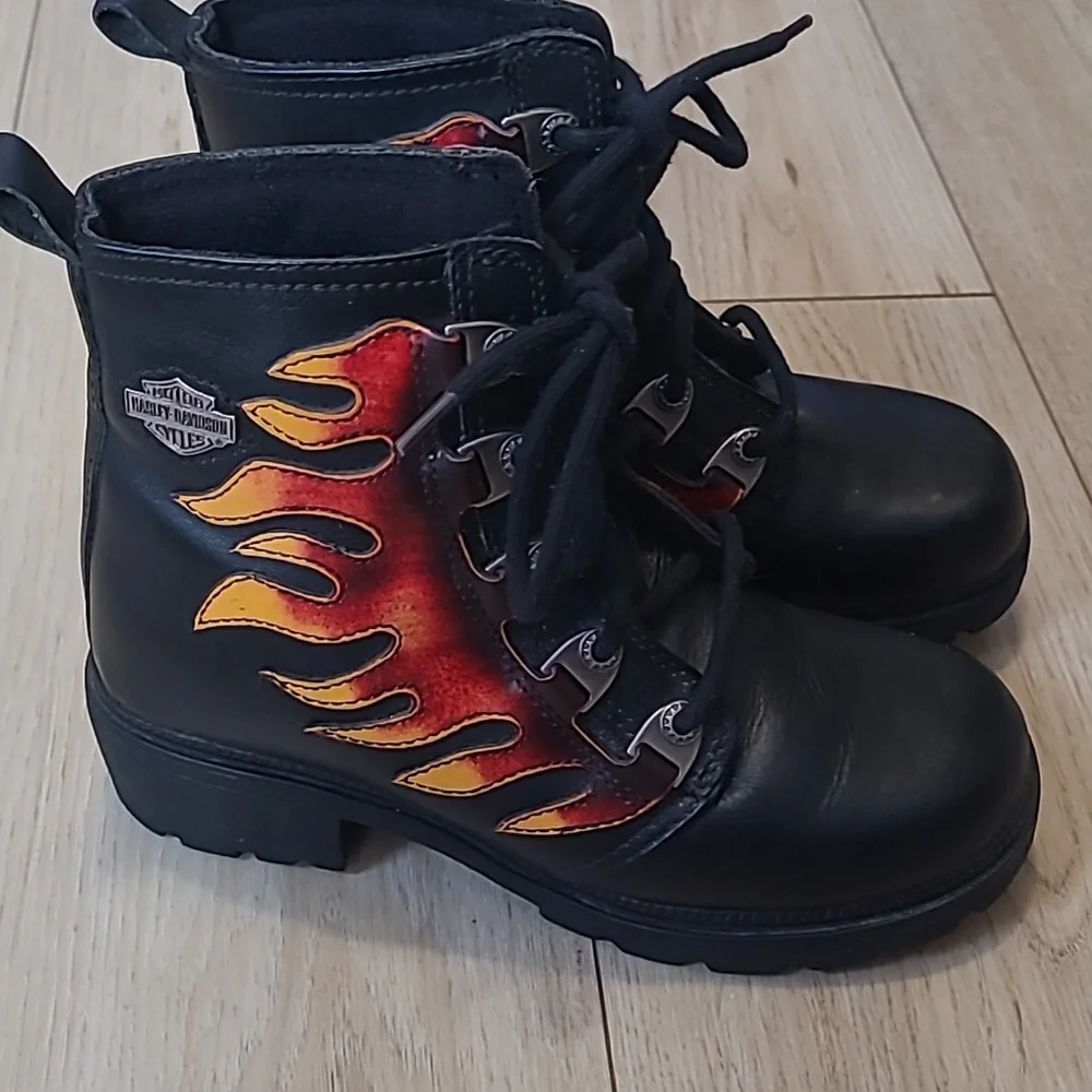 Harley-Davidson Kids Black and Yellow Flame Boots Size 5.5